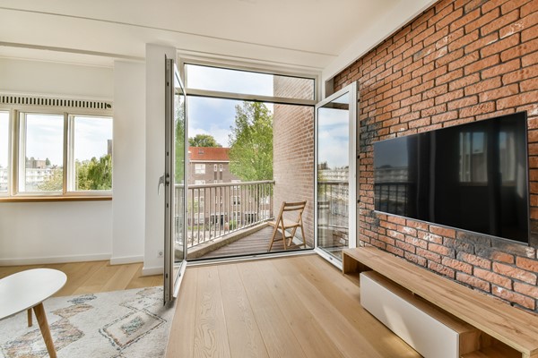Medium property photo - Hoofdweg, 1058 BB Amsterdam